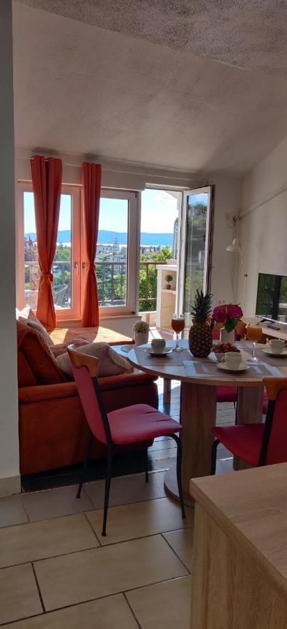Franka Apartment