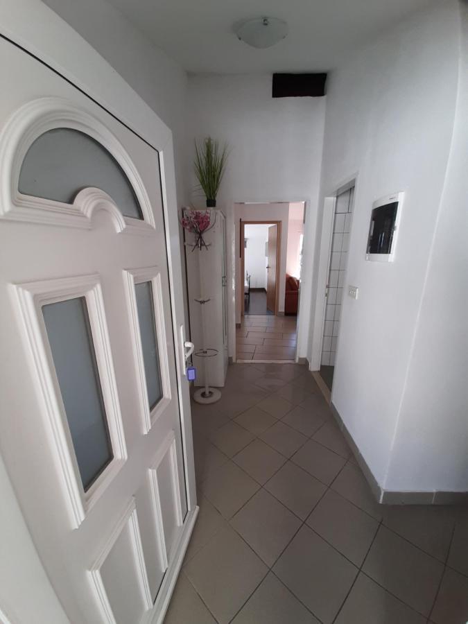 Franka Apartment *